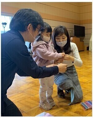 写真：ワークショップ親子で作ろう「立体切り絵動物」