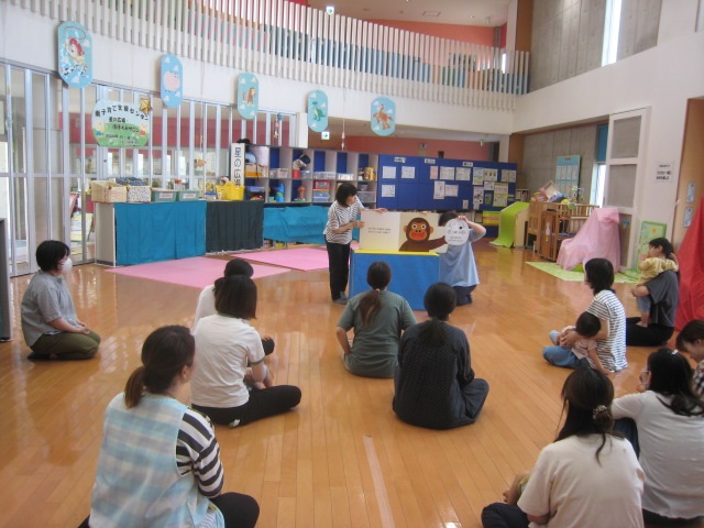 写真：子育てクラブの様子02