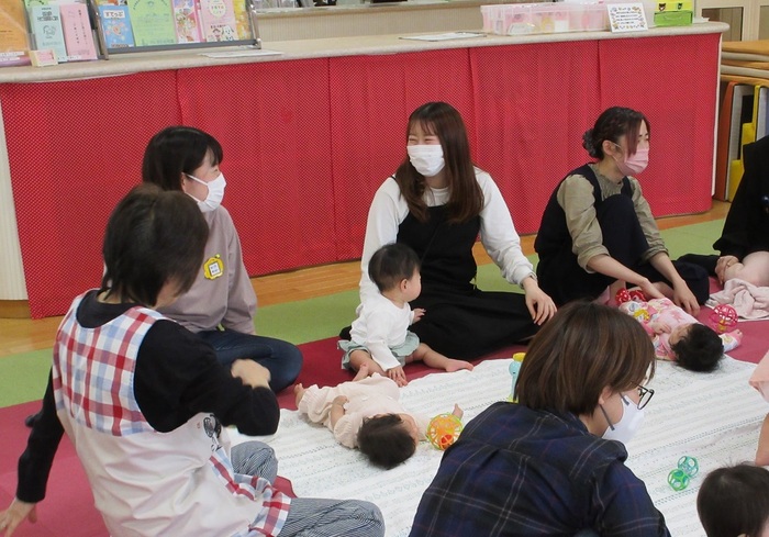 写真：赤ちゃんタイムの様子01