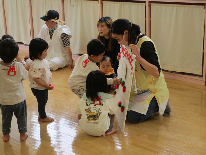 写真：お誕生日会の様子02