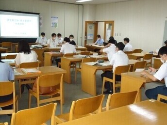 写真：北名古屋市通学路安全対策検討会の様子2
