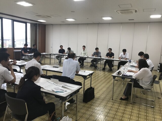 写真：北名古屋市通学路安全対策検討会の様子