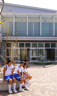 写真：西春中学校