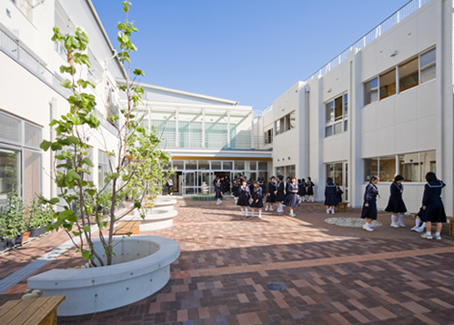 写真：西春中学校