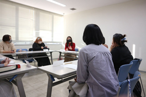 写真：図書整備ボランティア講座04