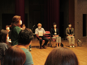 写真：地域学校協働活動推進員情報交換会02