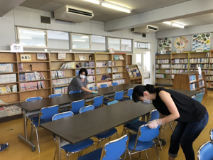 写真：消毒ボランティア(師勝南小学校)01