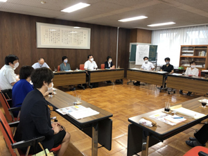 写真：視察(栗島小学校・白木小学校)03