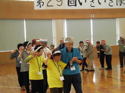 写真:フォークダンス