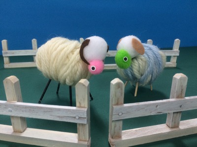 写真：毛糸で作られたヒツジ
