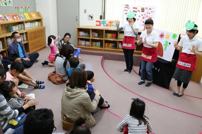 写真：おはなし会＜コキュポット＞