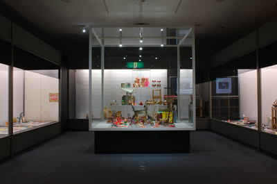 写真：リニューアルした展示ケース