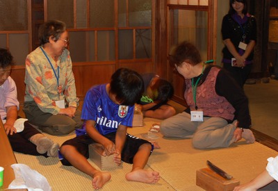 写真：かつお節削り