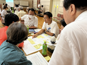 写真：市民と議員の意見交換会　当日の様子28