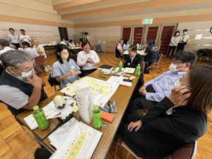 写真：市民と議員の意見交換会　当日の様子33