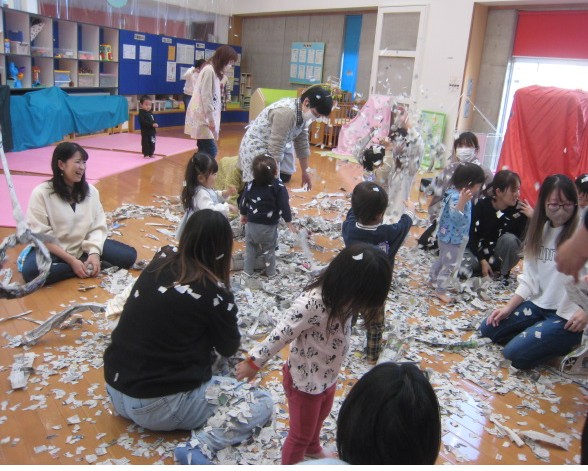 写真：子育てクラブの様子04