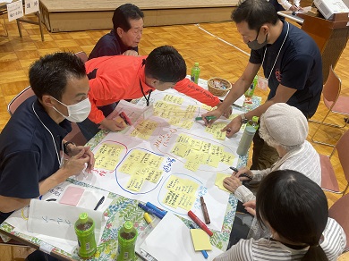 写真:市民と議員の意見交換会 当日の様子18