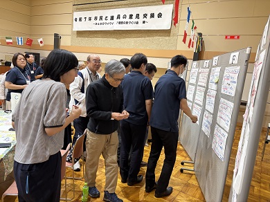 写真:市民と議員の意見交換会 当日の様子48