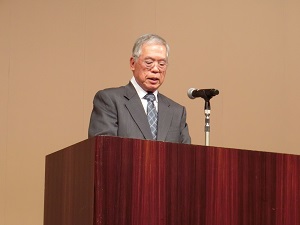 写真：主催者のあいさつ