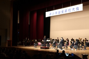 写真：オープニング　合唱